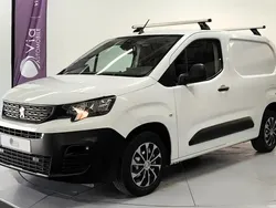 Blanc Utilisé 2020 Peugeot Partner S Monospace | 11 299 €