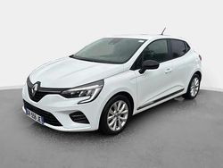 Blanc Utilisé 2023 Renault Clio V Evolution Citadine | 15 299 € (Prix juste)