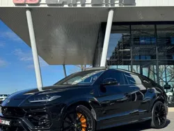 Utilisé 2022 Lamborghini Urus SUV | 289 000 € (Prix assez cher)