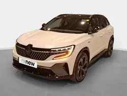 Blanc Nouvelle 2024 Renault Austral Techno Esprit Alpine SUV | 34 990 € (Prix juste)