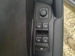Gris Utilisé 2025 VW Tayron R-line Edition SUV | 58 490 € (Prix juste)