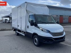 Blanc Utilisé 2023 Iveco Daily Van | 59 880 €
