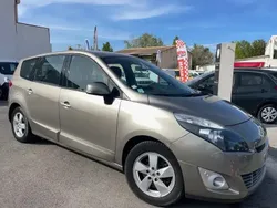 Utilisé 2010 Renault Grand Scénic III Dynamique Monospace | 8 990 € (Prix juste)