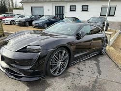 Noir Utilisé 2023 Porsche Taycan Cross Turismo Break | 78 650 € (Super prix)