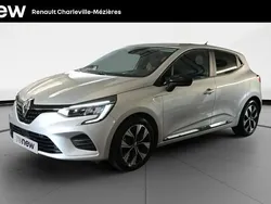 Gris Utilisé 2023 Renault Clio V Evolution Citadine | 15 990 € (Prix juste)