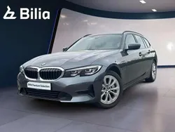 Gris Utilisé 2021 BMW 330e Break | 35 950 € (Prix juste)