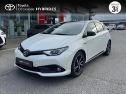 Blanc nacré biton toit noir Occasion 2018 Toyota Auris Hybrid Berline | 17 480 € (Prix juste)