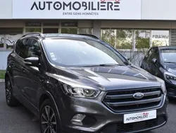 Utilisé 2017 Ford Kuga ST-Line SUV | 15 990 € (Prix juste)