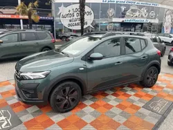 Vert Nouvelle 2025 Dacia Sandero Expression Citadine | 18 700 €