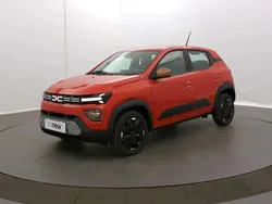Rouge Nouvelle 2024 Dacia Spring Extreme Citadine | 15 990 € (Prix cher)