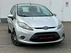 Gris Utilisé 2010 Ford Fiesta Trend Citadine | 7 450 € (Prix cher)