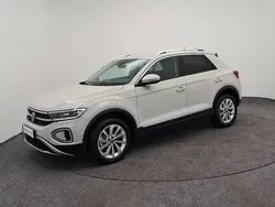 Gris Utilisé 2025 VW T-Roc SUV | 38 990 € (Prix cher)