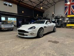 Blanc Utilisé 2006 Aston Martin Vanquish Coupé | 125 000 €