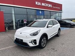 Blanc Utilisé 2021 Kia e-Niro Active SUV | 20 990 € (Bon prix)