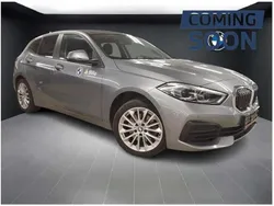 Gris Utilisé 2024 BMW 118 Advantage Citadine | 30 758 € (Prix juste)