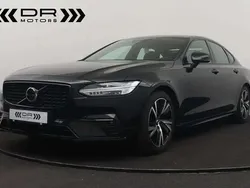 Noir Utilisé 2020 Volvo S90 R-Design Berline | 28 995 € (Prix juste)
