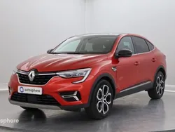 Rouge Utilisé 2022 Renault Arkana Techno SUV | 23 999 € (Prix juste)
