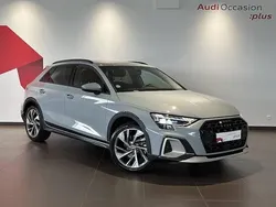 Gris flèche nacré Utilisé 2025 Audi A3 | 38 980 € (Prix cher)