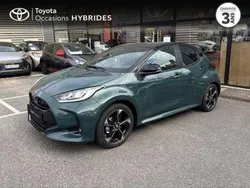 Utilisé 2025 Toyota Yaris Hybrid Berline | 25 990 € (Prix juste)