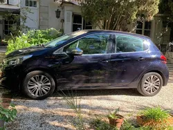 Mauve Utilisé 2016 Peugeot 208 S Citadine | 5 600 € (Bon prix)