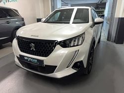 Blanc Utilisé 2020 Peugeot 2008 S SUV | 18 990 € (Prix cher)