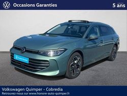 Vert Utilisé 2024 VW Passat Elegance Break | 35 990 € (Prix assez cher)