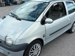 Gris Utilisé 2007 Renault Twingo Citadine | 3 490 €