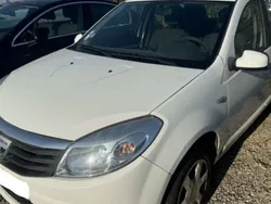 Utilisé 2010 Dacia Sandero Lauréate Citadine | 3 990 €