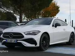 Blanc Utilisé 2024 Mercedes 300 AMG line Coupé | 73 999 €