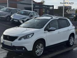 Blanc Utilisé 2017 Peugeot 2008 Style SUV | 7 990 € (Prix juste)