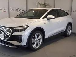Blanc glacier métallisé Utilisé 2023 Audi Q4 Sportback e-tron S-Line SUV | 38 000 € (Prix juste)