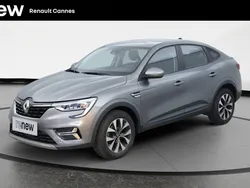 Gris Utilisé 2022 Renault Arkana SUV | 18 799 € (Bon prix)