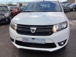 Blanc Occasion 2010 Dacia Sandero Ambiance SUV | 5 850 € (Prix juste)