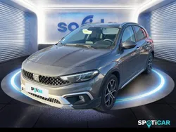 Gris Utilisé 2022 Fiat Tipo Cross Berline | 18 990 € (Prix juste)