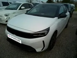 Noir Utilisé 2024 Opel Corsa Berline | 18 499 € (Prix juste)
