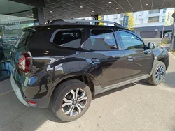 Noir Utilisé 2022 Dacia Duster Journey SUV | 17 380 € (Prix juste)