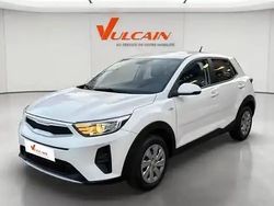 Blanc Utilisé 2023 Kia Stonic Motion SUV | 15 990 € (Prix juste)