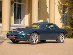 Jaguar XK8