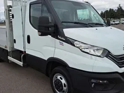 Blanc Utilisé 2023 Iveco Daily Van | 54 000 €