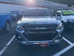 Gris Nouvelle 2025 Isuzu D-Max SUV | 48 960 € (Prix assez cher)
