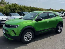 Vert Utilisé 2021 Opel Mokka-e Edition SUV | 16 699 € (Prix juste)
