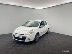 Blanc Utilisé 2014 Renault Clio III Zen Citadine | 6 990 € (Prix assez cher)