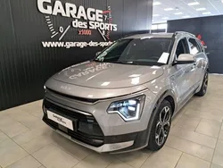 Gris Utilisé 2023 Kia Niro Premium SUV | 29 999 € (Prix cher)