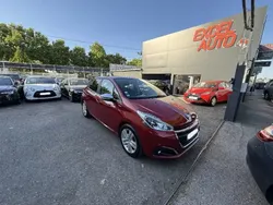 Utilisé 2017 Peugeot 208 Style Citadine | 5 990 € (Bon prix)