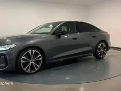 Gris daytona nacré Utilisé 2024 Audi A5 S-Line Coupé | 68 999 €