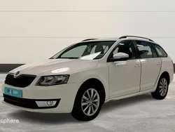 Utilisé 2016 Skoda Octavia Style Break | 16 499 € (Prix juste)