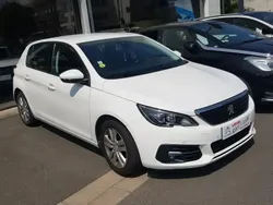 Blanc Utilisé 2018 Peugeot 308 Berline | 10 900 € (Prix juste)
