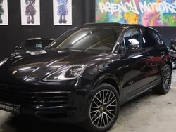 Utilisé 2018 Porsche Cayenne SUV | 54 990 € (Prix juste)
