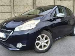 Utilisé 2014 Peugeot 208 Citadine | 3 990 € (Bon prix)