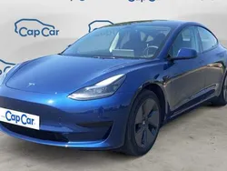 Utilisé 2022 Tesla Model 3 Standard Range Berline | 26 990 € (Prix juste)